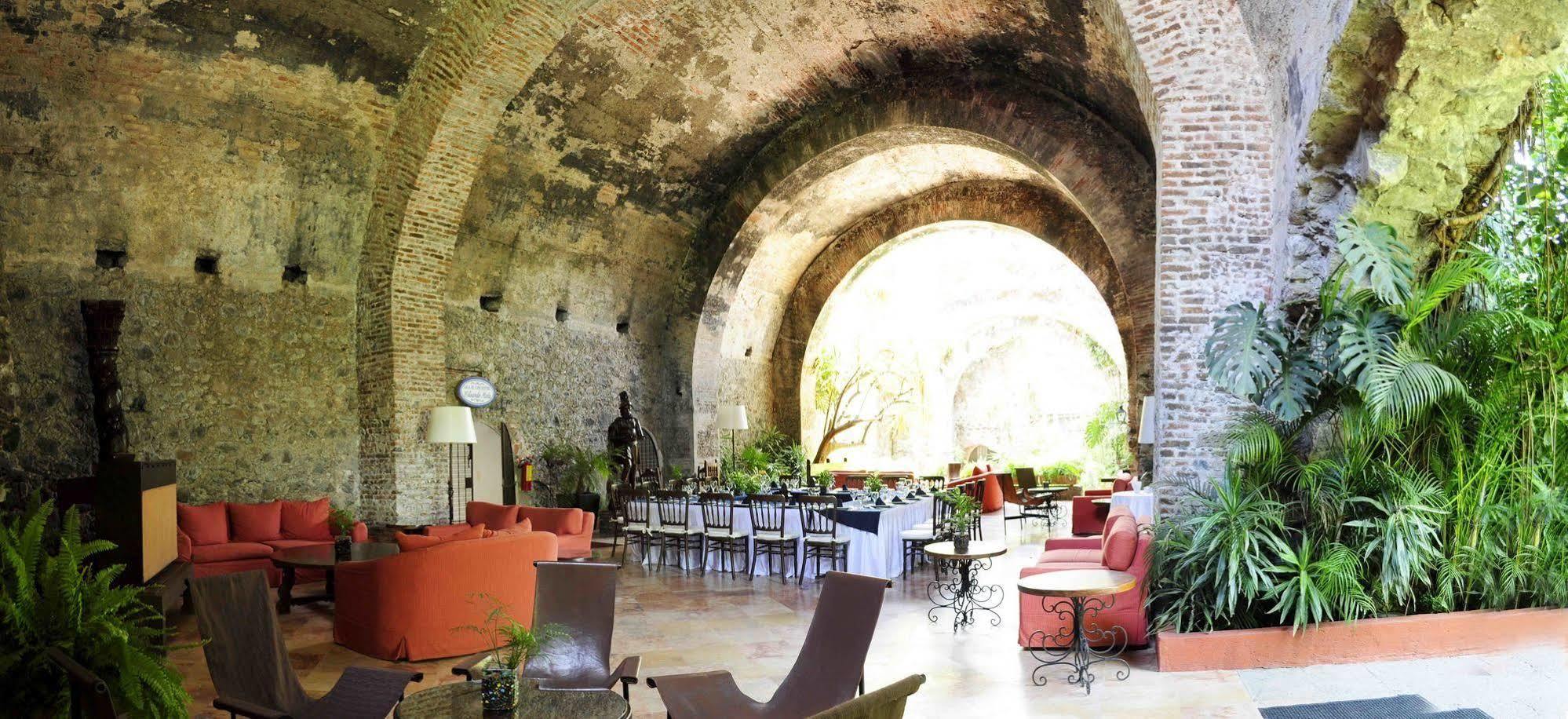 Hotel&spa Hacienda De Cortés 5*